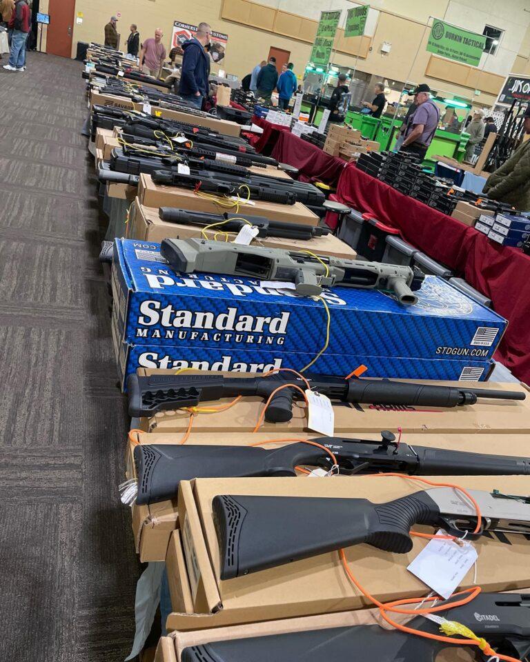 Crossroads Logan Gun Show