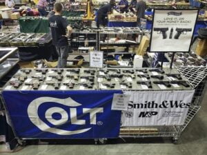 Crossroads Queen Creek Gun Show