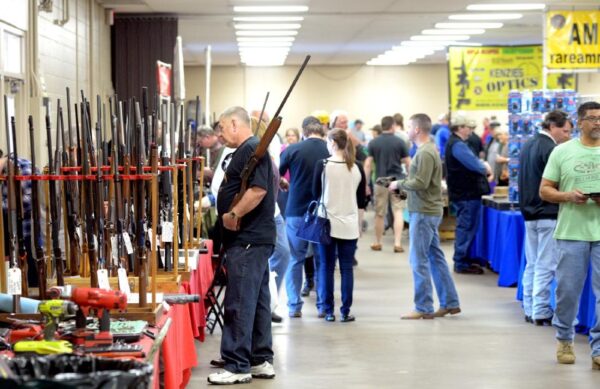 Longview Gun Show